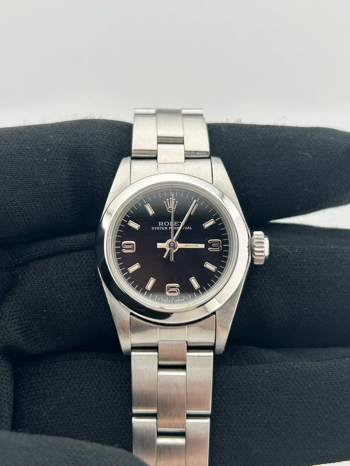 Rolex Oyster Perpetual 67180 — view 3