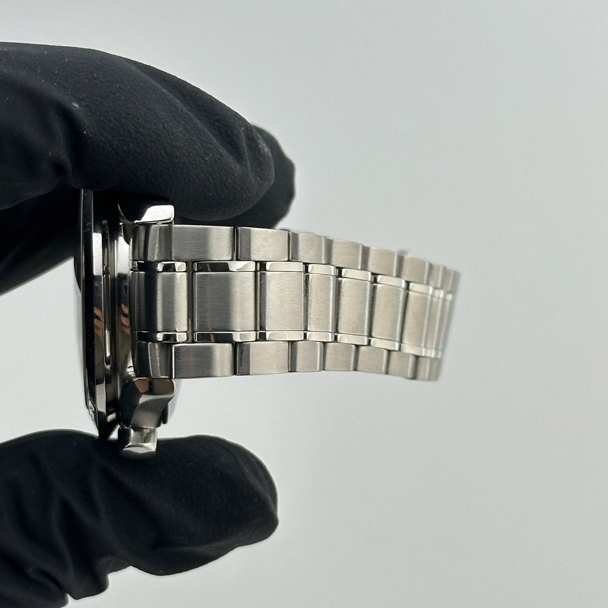Omega Speedmaster Date 3513.52.00 — view 6