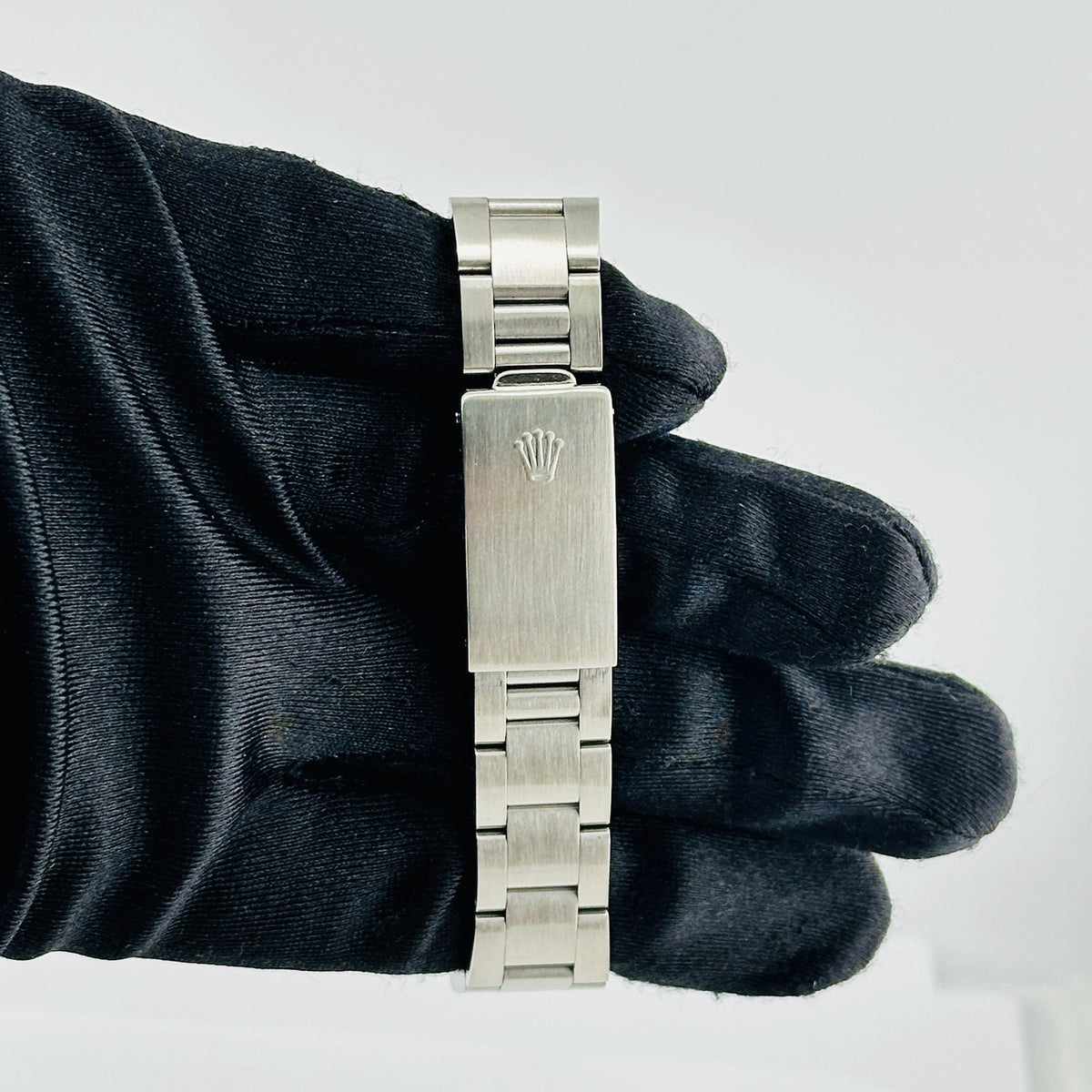 Rolex Oyster Perpetual Date 15010 — view 4