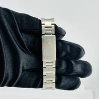 Rolex Oyster Perpetual Date 15010 — view 4