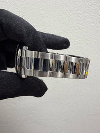Rolex Oyster Perpetual Date 115200 — view 4
