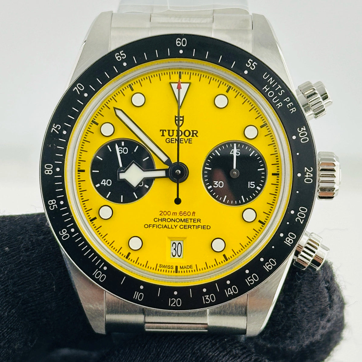 Tudor Black Bay Chrono M79310N-0001 — view 3
