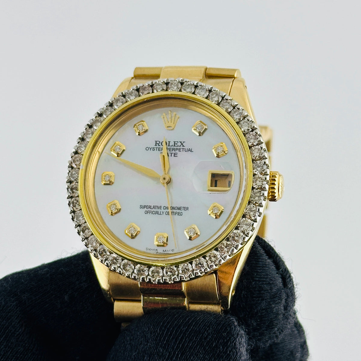Rolex Oyster Perpetual Date 1500 — view 2