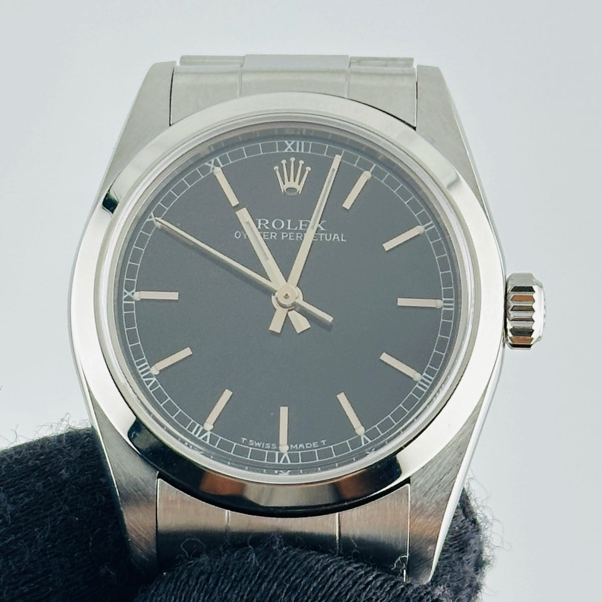 Rolex Oyster Perpetual 77080 — view 2
