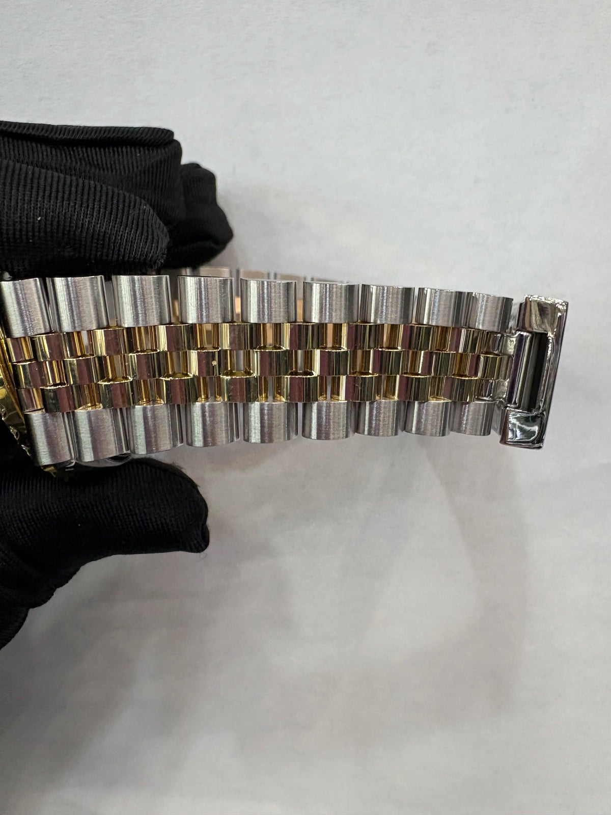 Rolex NQ — view 3