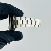 Rolex Oyster Perpetual Date 15200 — view 5