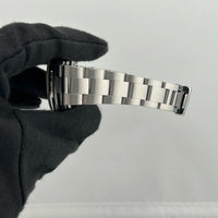 Rolex Oyster Perpetual Date 15200 — view 5