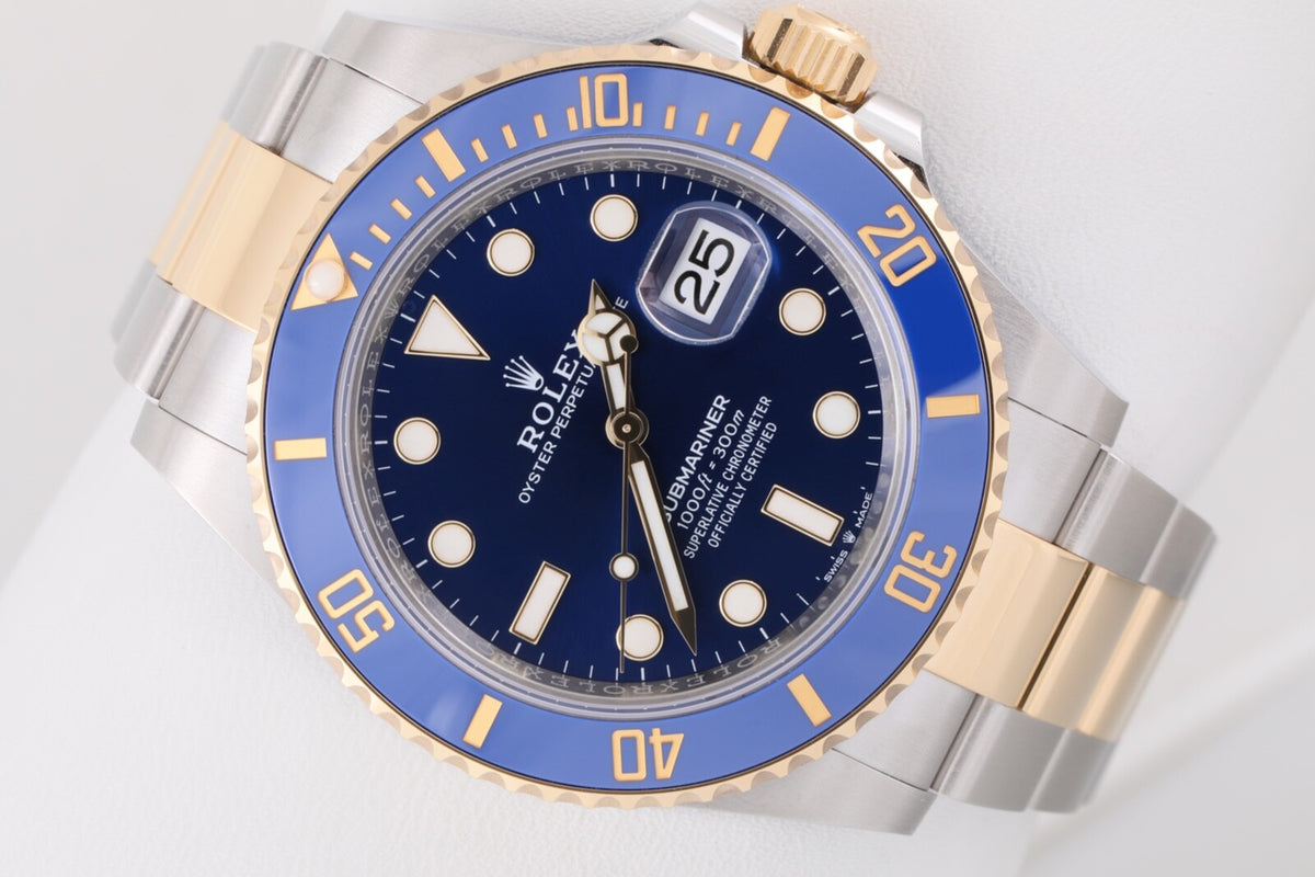Rolex Submariner Date 126613LB — view 3