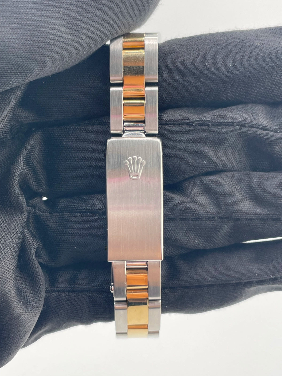 Rolex Oyster Perpetual 76193G — view 4