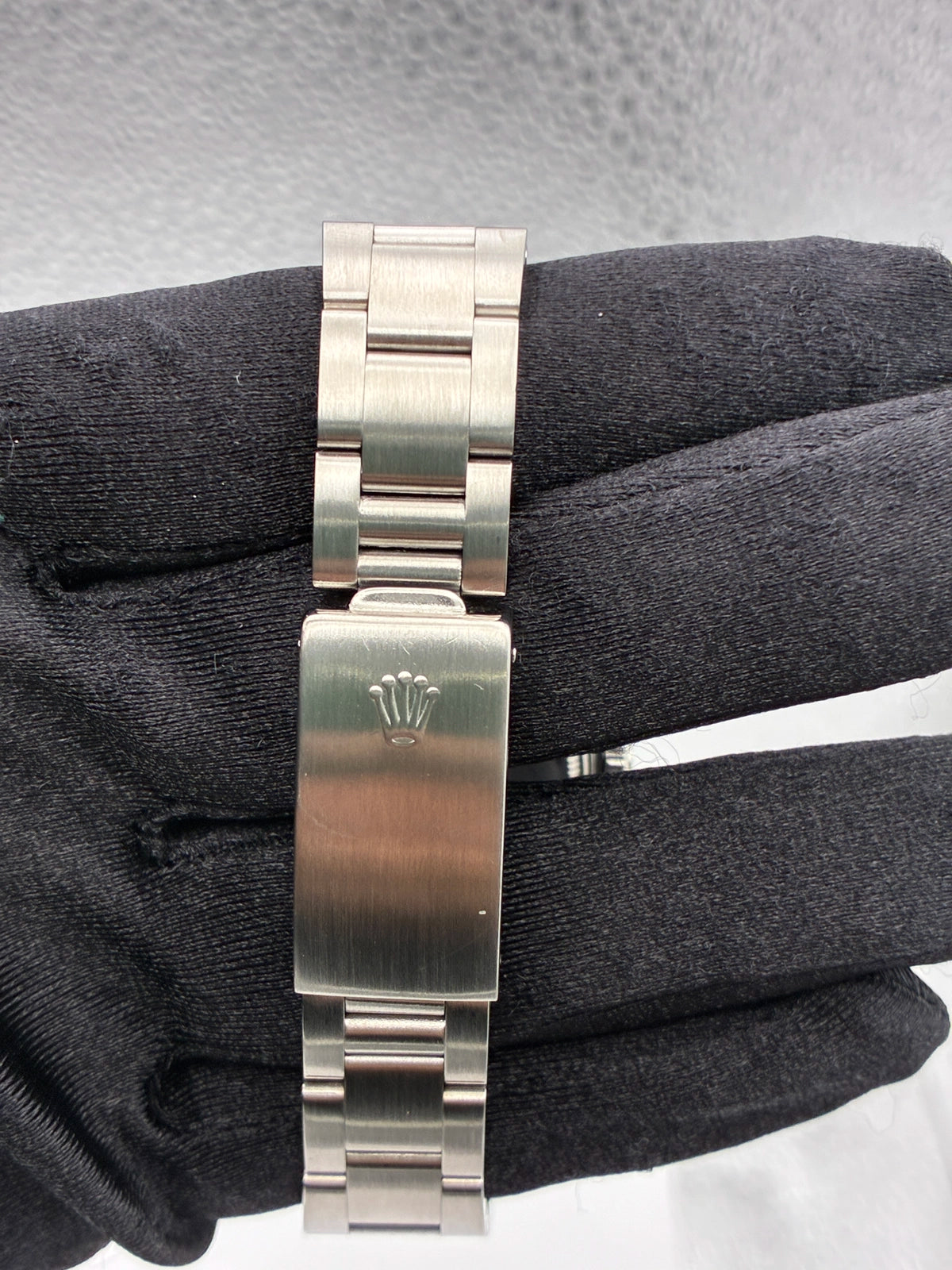 Rolex Oyster Perpetual Date 15000 — view 2