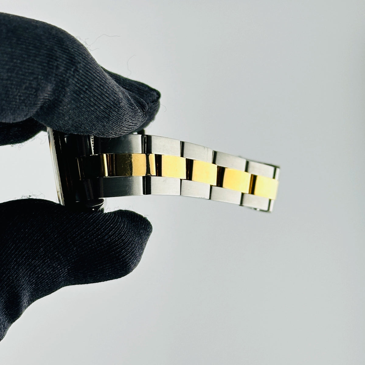 Rolex Oyster Perpetual 67193 — view 3