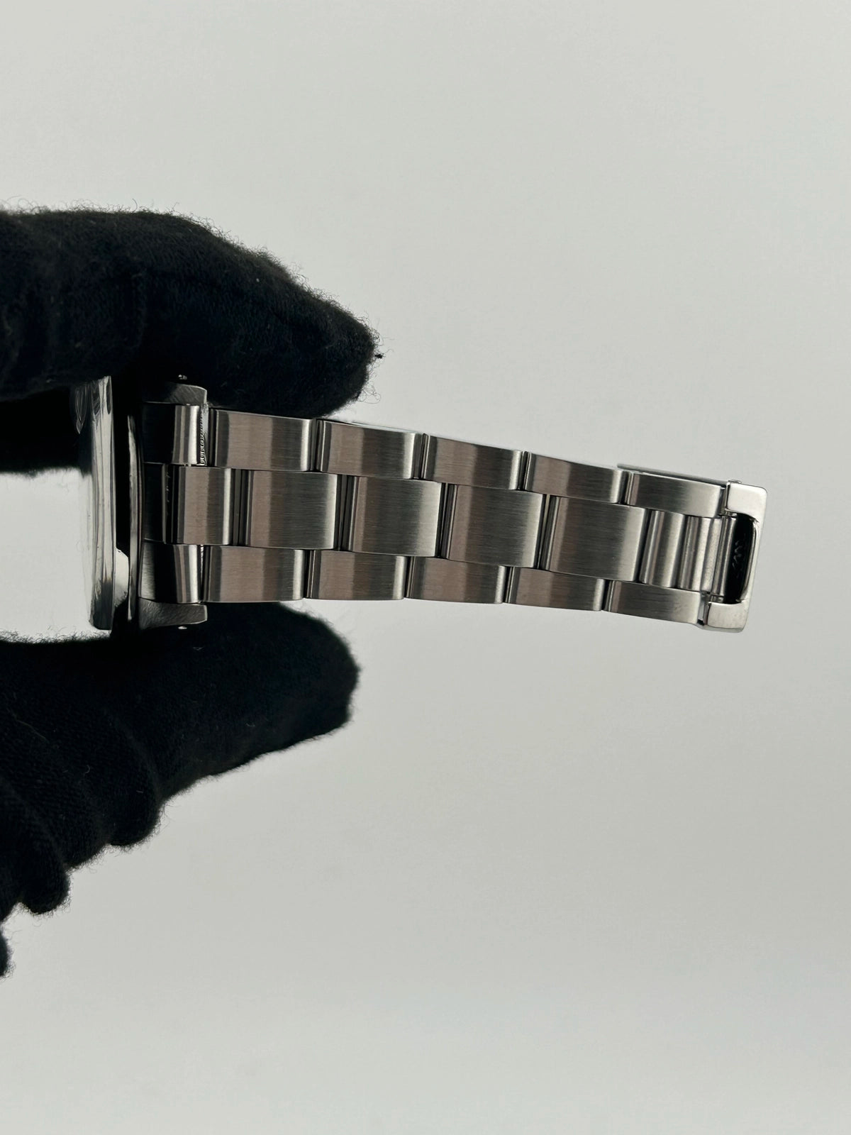 Rolex Oyster Perpetual Date 15000 — view 5