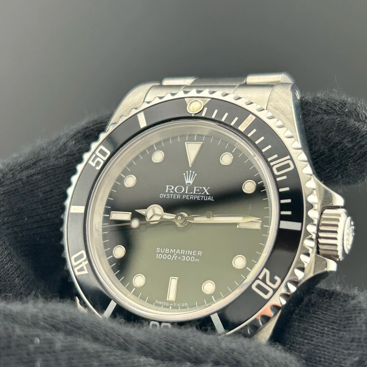 Rolex Submariner No Date 14060 — view 2