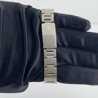 Rolex Oyster Perpetual Date 15210 — view 2