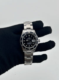 Rolex Submariner 16610 — view 2