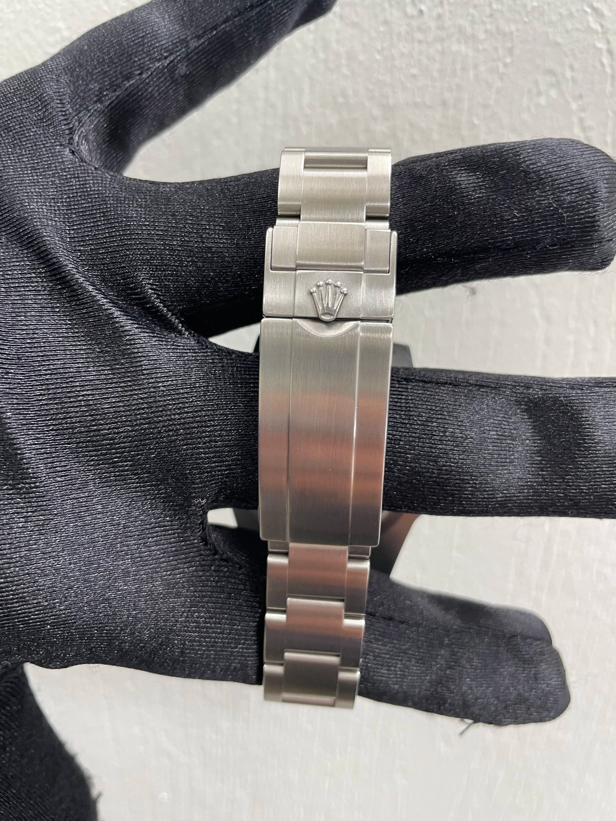 Rolex Submariner Date 116610LV — view 3
