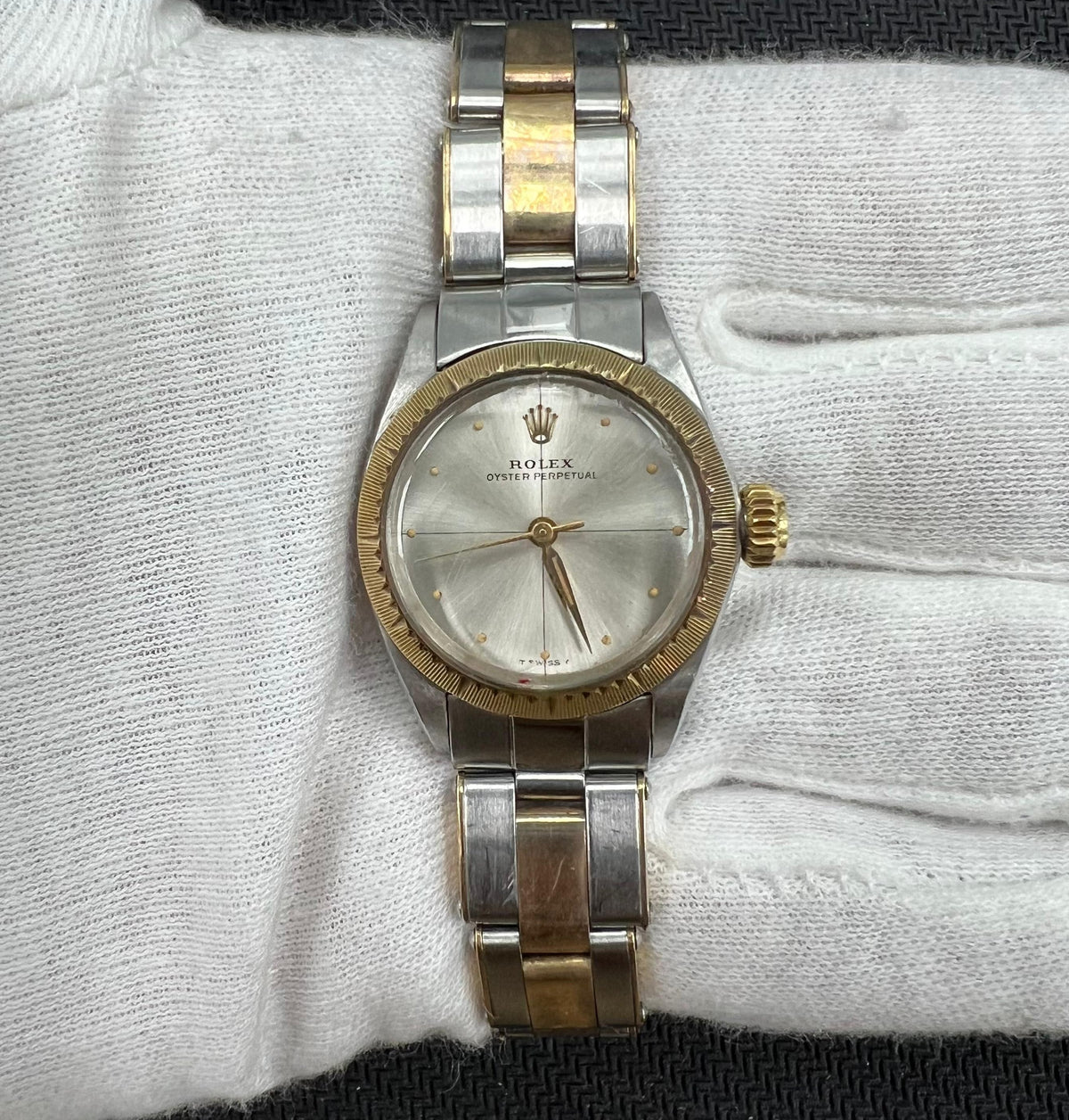 Rolex Oyster Perpetual 14233 — view 2