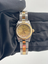 Rolex Oyster Perpetual 76193G — view 2
