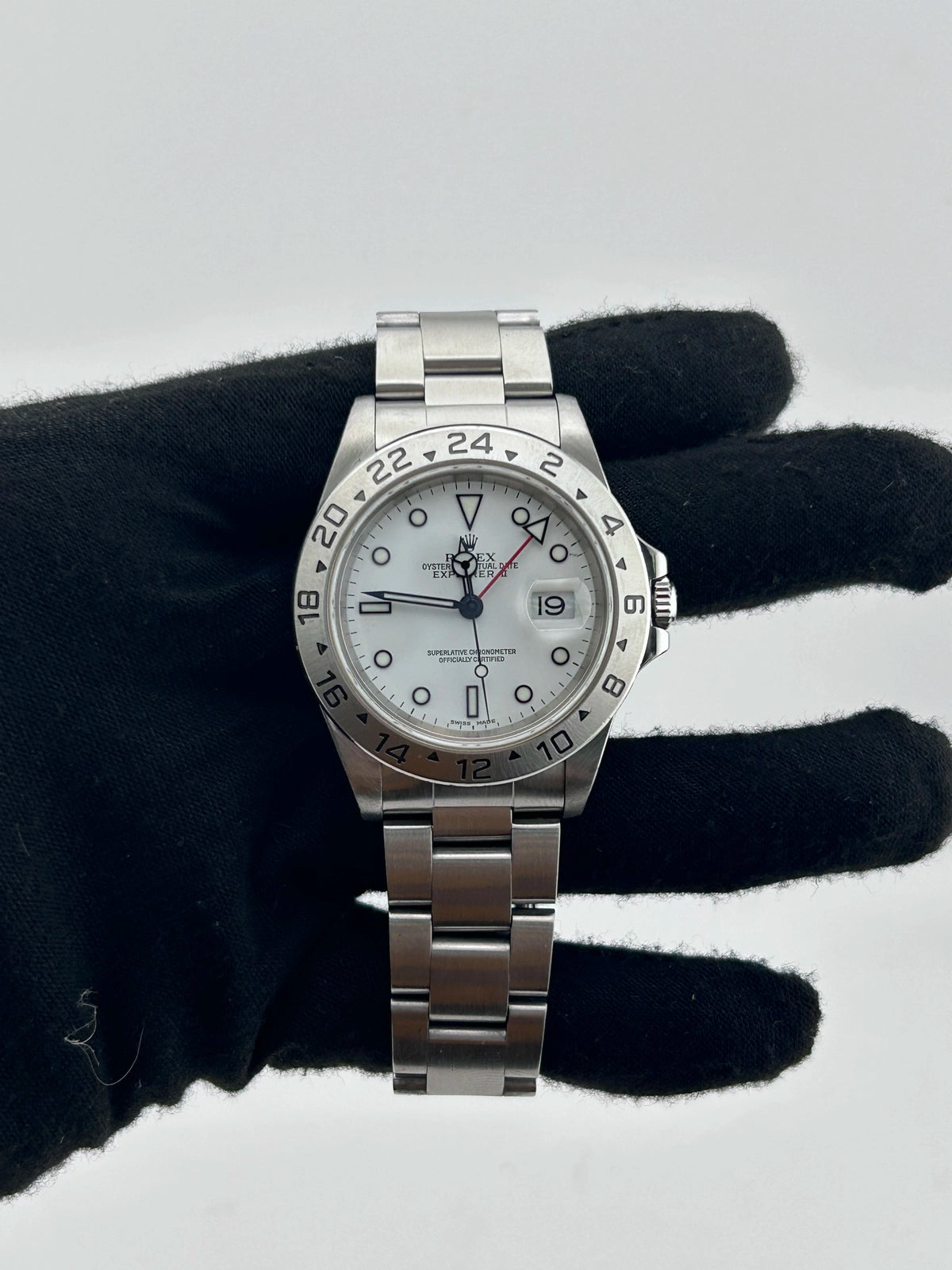 Rolex Explorer II 16570 — view 2