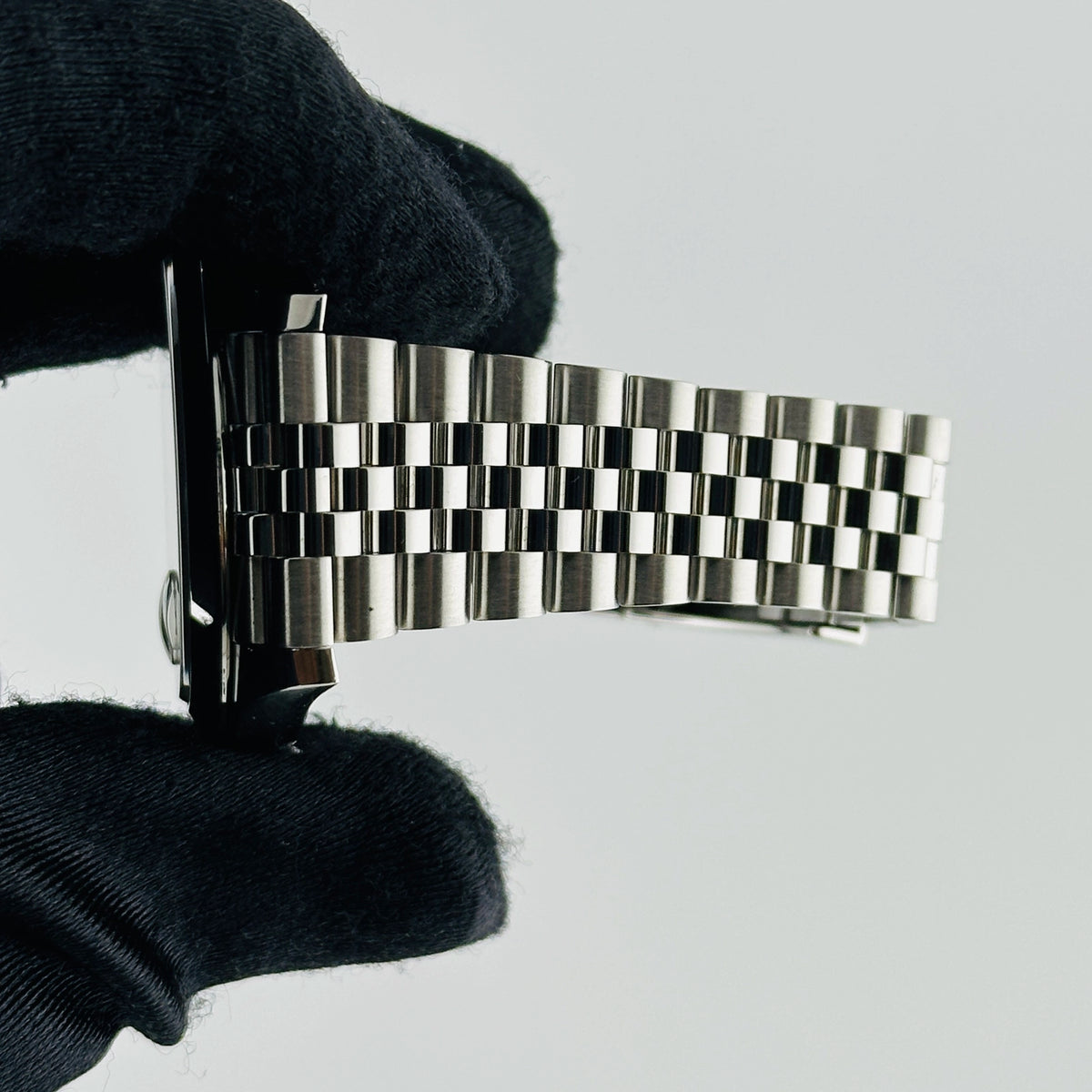 Rolex Datejust 126300 — view 5