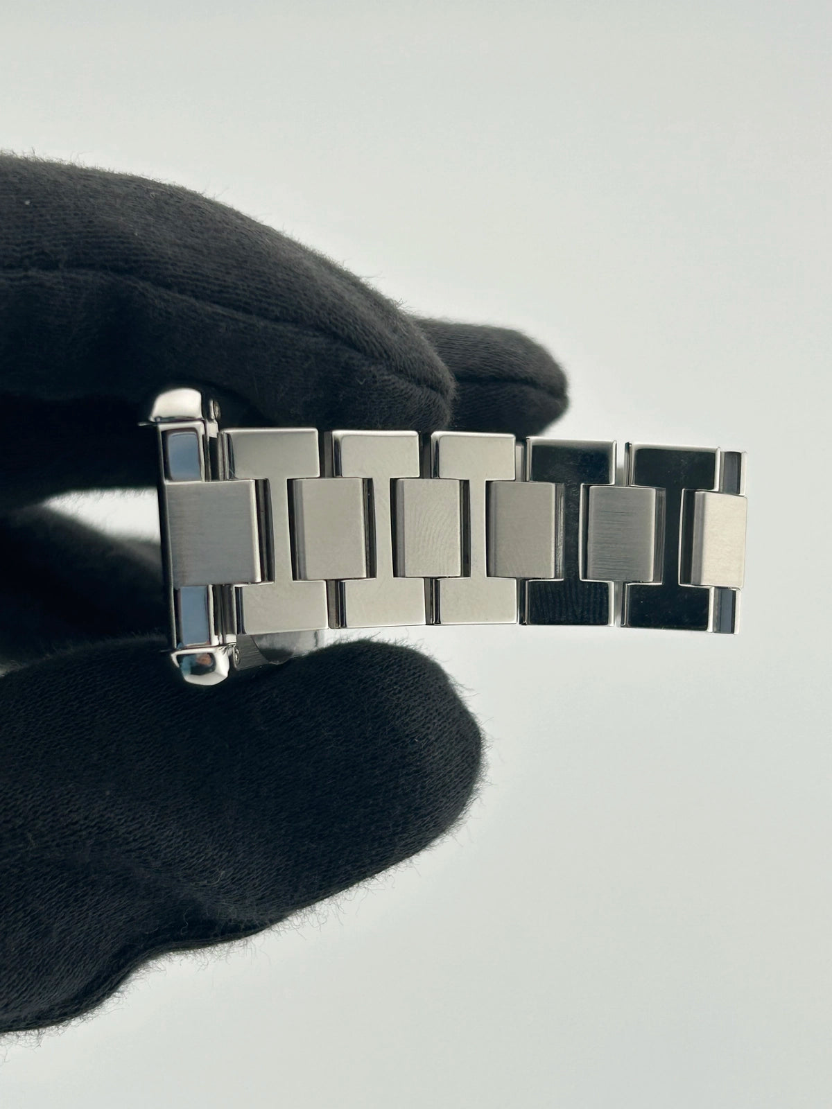 Cartier Tank Solo W5200013 — view 4