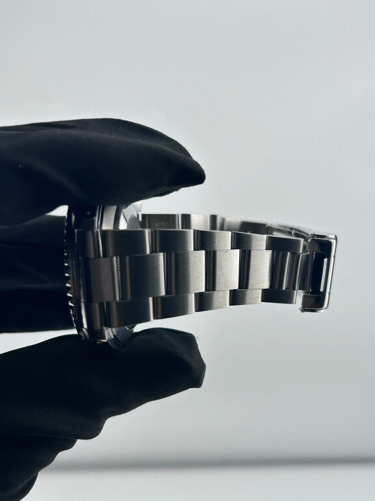 Rolex Submariner No Date 14060 — view 5