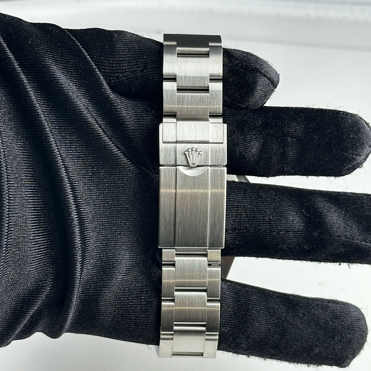 Rolex Explorer II 226570 — view 3