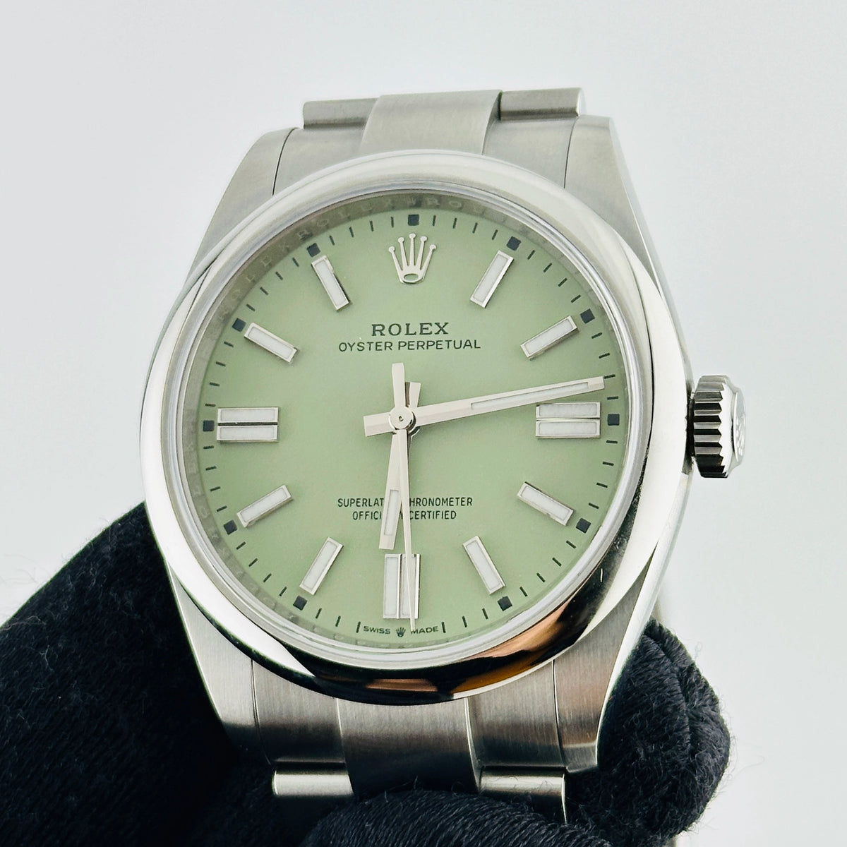 Rolex Oyster Perpetual 41 134300 — view 3