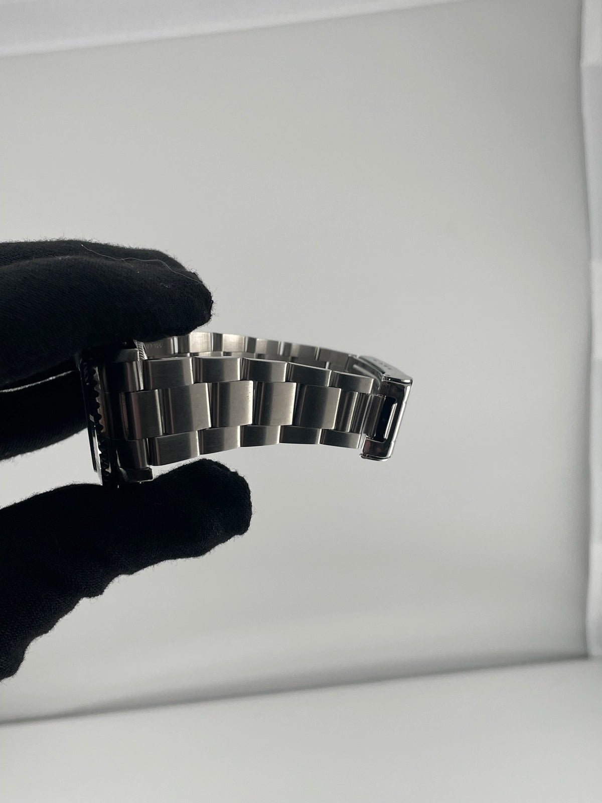 Rolex Submariner Date 16610 — view 5