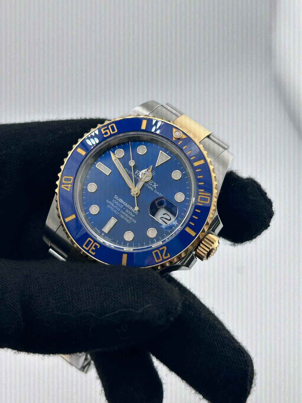 Rolex Submariner 126613LB — view 3