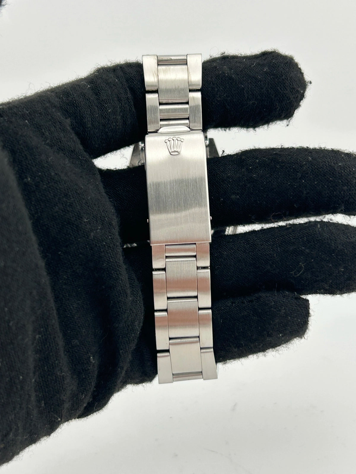 Rolex Oyster Perpetual Date 1500 — view 4