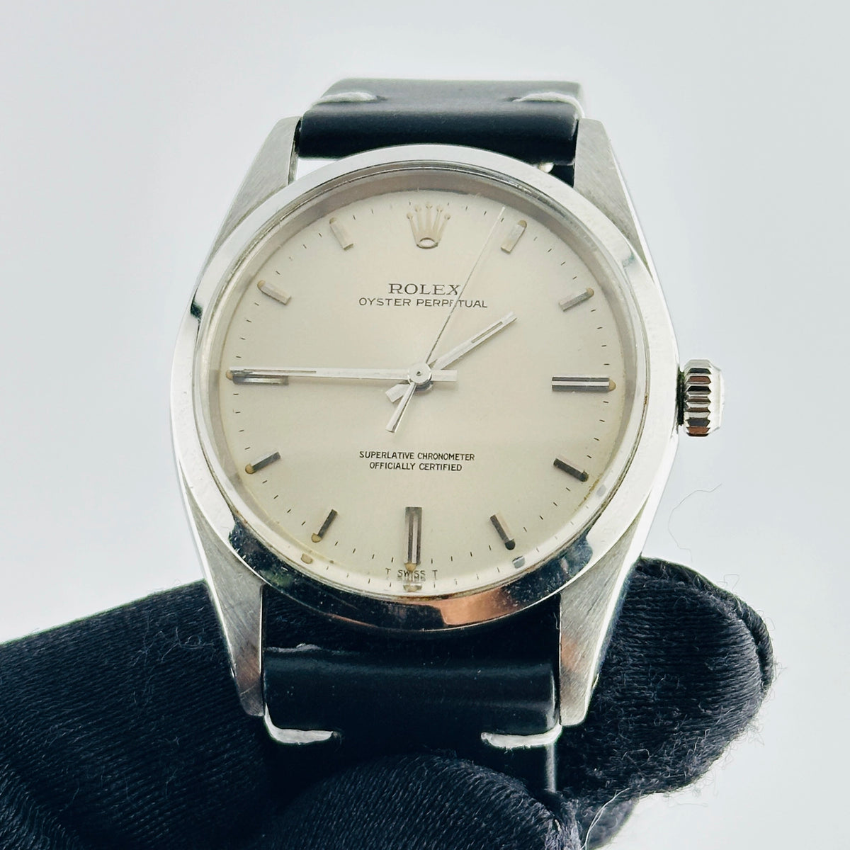 Rolex Oyster Perpetual 1018 — view 2