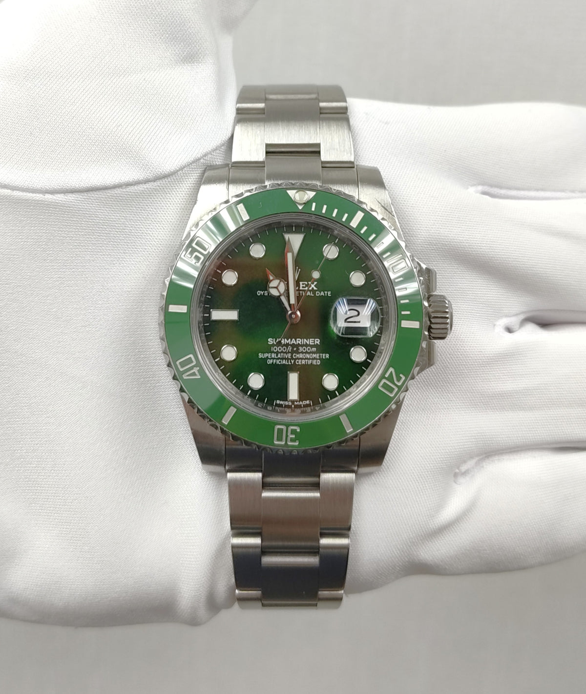 Rolex Submariner Date 116610LV — view 2