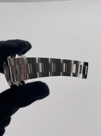 Rolex Oyster Perpetual Date 15210 — view 5