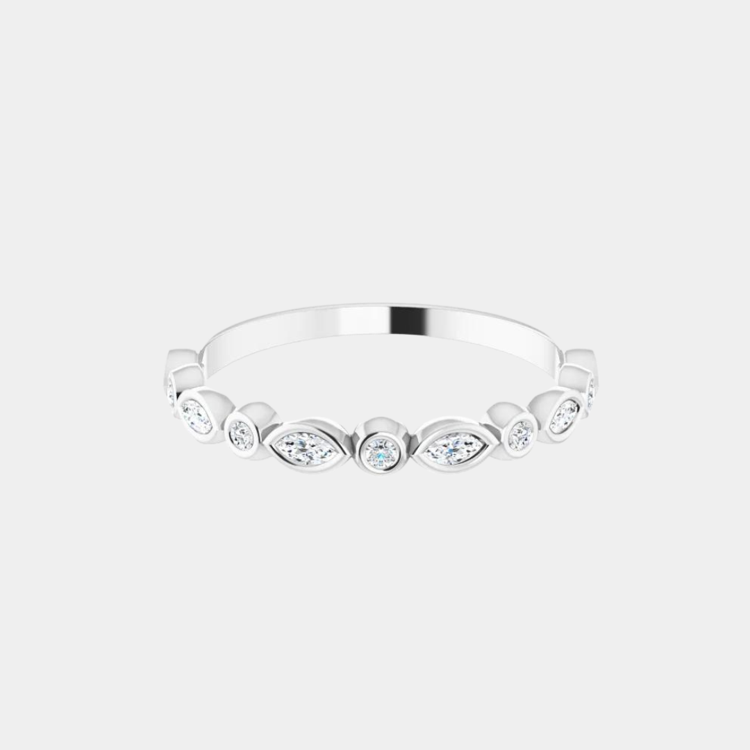 White Gold / Lab-Grown / 14K